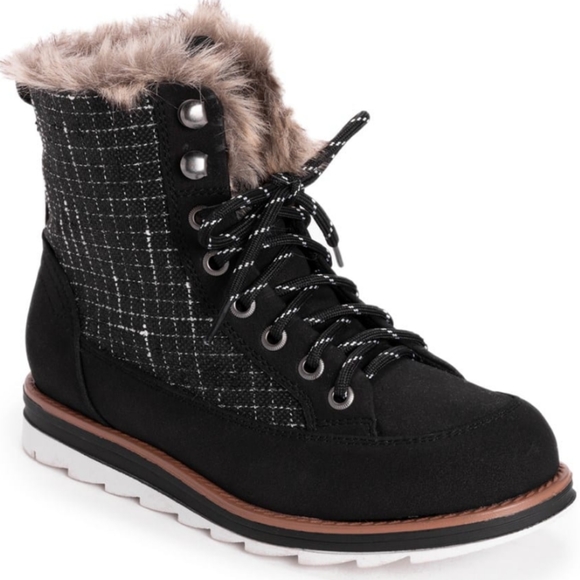 NWT. MUK LUKS® Women's Sigrid Boots, Flat Heel, Black and White. Cold Weather 10 - Picture 3 of 14